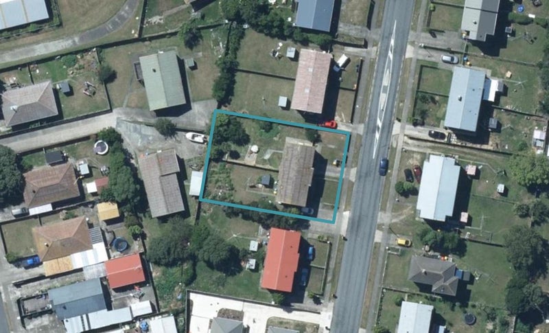 22 Kokiri Crescent, Waitangirua, Porirua - Carousel 1