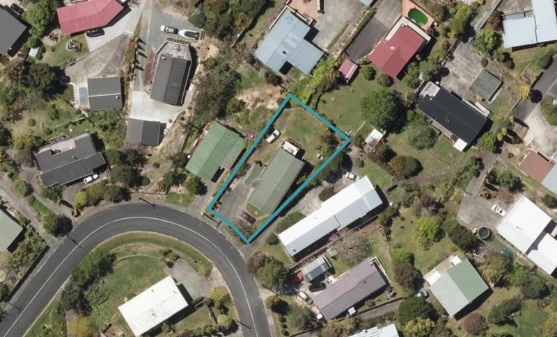 28 Hilltop Avenue, Morningside, Whangarei - Carousel 1