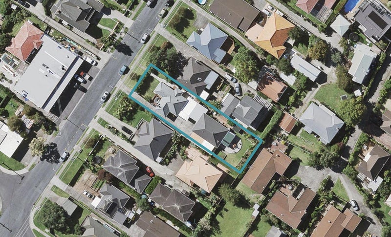 2/58 Eversleigh Road, Belmont, Auckland - Carousel 1