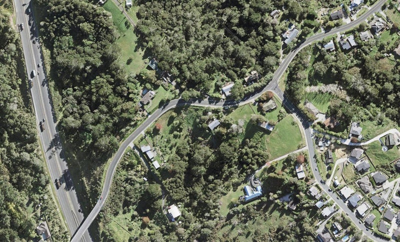 129 Lonely Track Road, Fairview Heights, Auckland - Carousel 1
