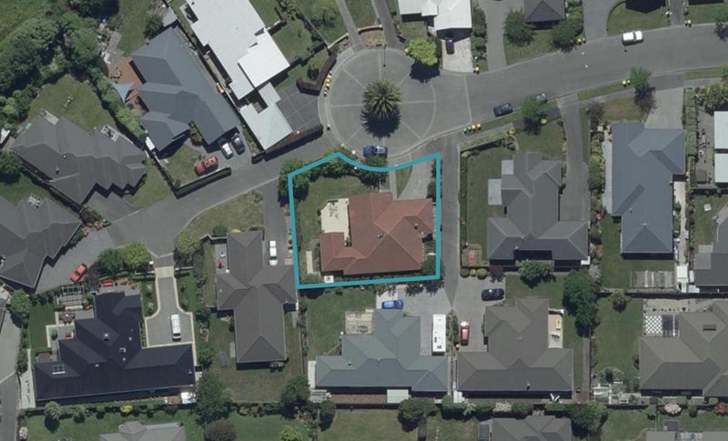 6 Havana Gardens, Shirley, Christchurch - Carousel 1