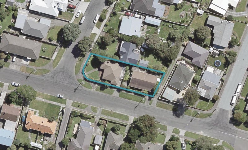 2/15 Brees Street, Epuni, Lower Hutt - Carousel 1