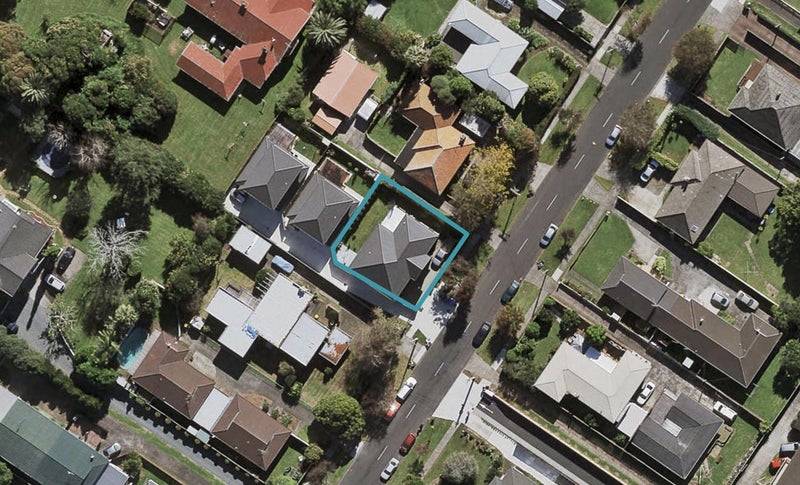 14 Central Avenue, Papatoetoe, Auckland - Carousel 1