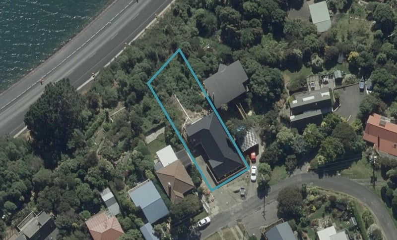 35A Oxley Crescent, Broad Bay, Dunedin - Carousel 1
