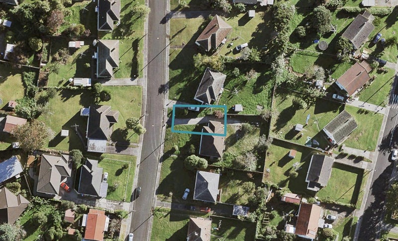 8B Sanft Avenue, Mount Roskill, Auckland - Carousel 1