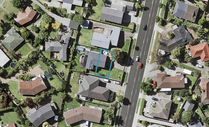 16B Glenmore Road, Sunnyhills, Auckland - Carousel 1