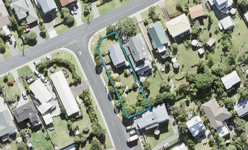 1429 Whangaparaoa Road, Army Bay, Whangaparaoa - Carousel 1