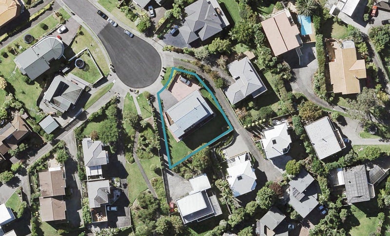 34 Calypso Place, Rothesay Bay, Auckland - Carousel 1