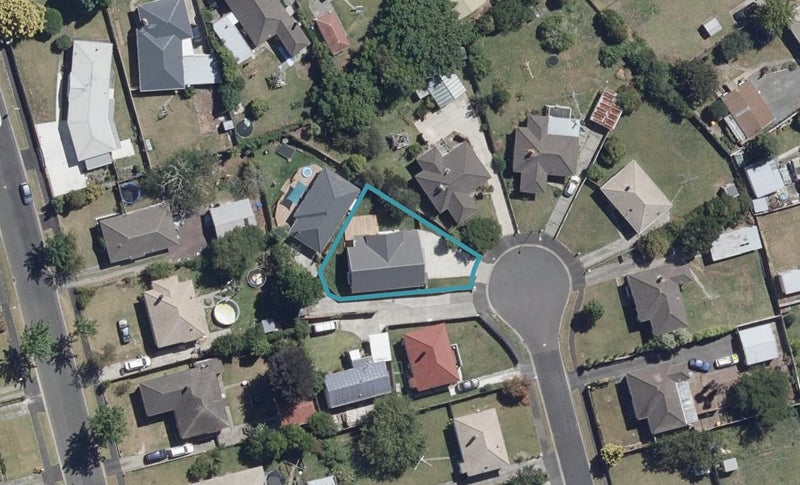 5 McPherson Place, Fairfield, Hamilton - Carousel 1