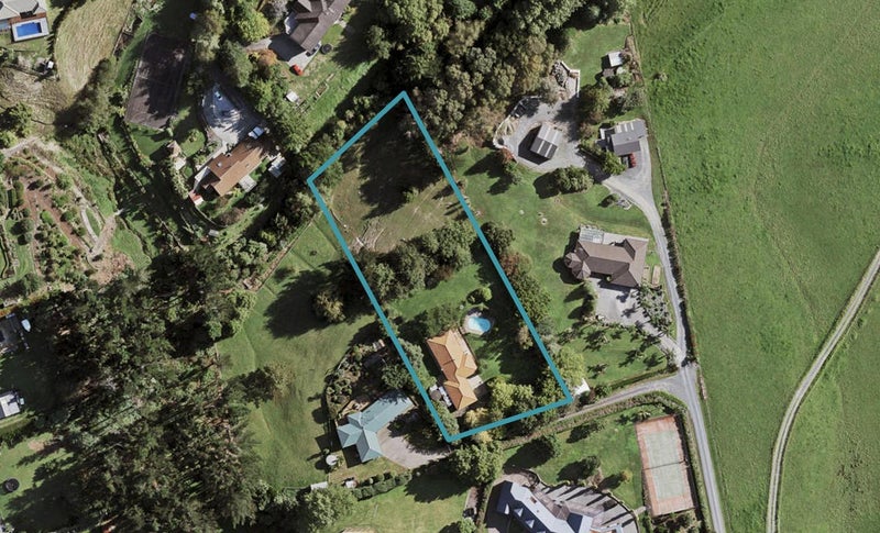 98 Ranfurly Road, Alfriston, Auckland - Carousel 1