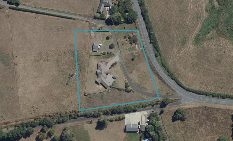 55 Exelby Road, Burbush, Hamilton - Carousel 1