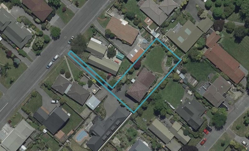 8B Kingham Place, Avonhead, Christchurch - Carousel 1