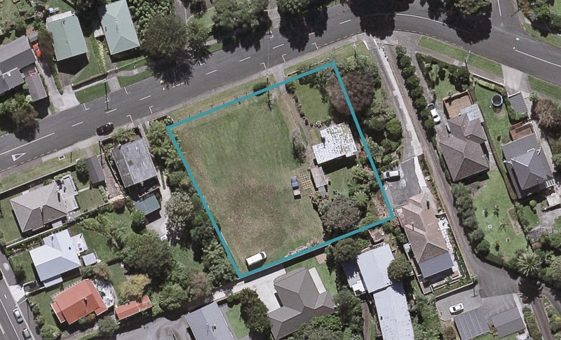 10 Rimu Street, Strandon, New Plymouth - Carousel 1