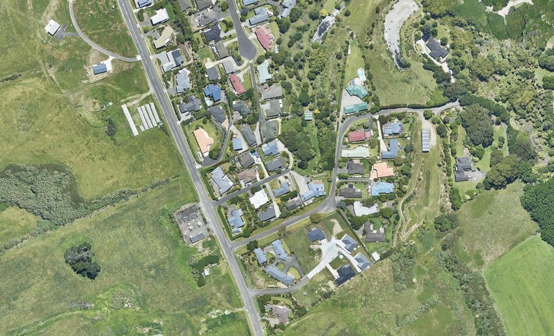 13 Cashmere Way, Welcome Bay, Tauranga - Carousel 1
