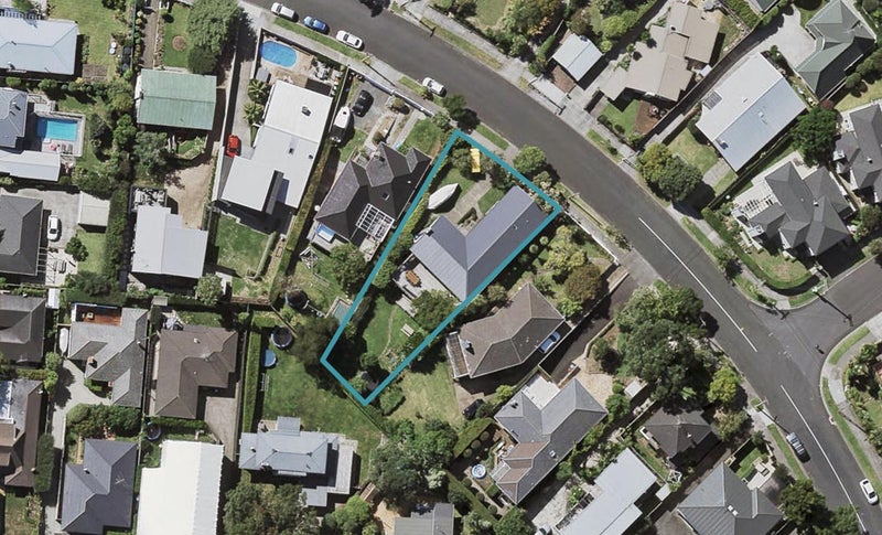 14 Blackett Crescent, Meadowbank, Auckland - Carousel 1