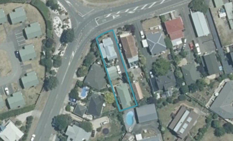 1/79 Beach Road, Tāhunanui, Nelson - Carousel 1