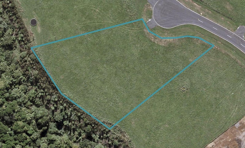 15 Pahakahaka Drive, Kaitake, New Plymouth - Carousel 1