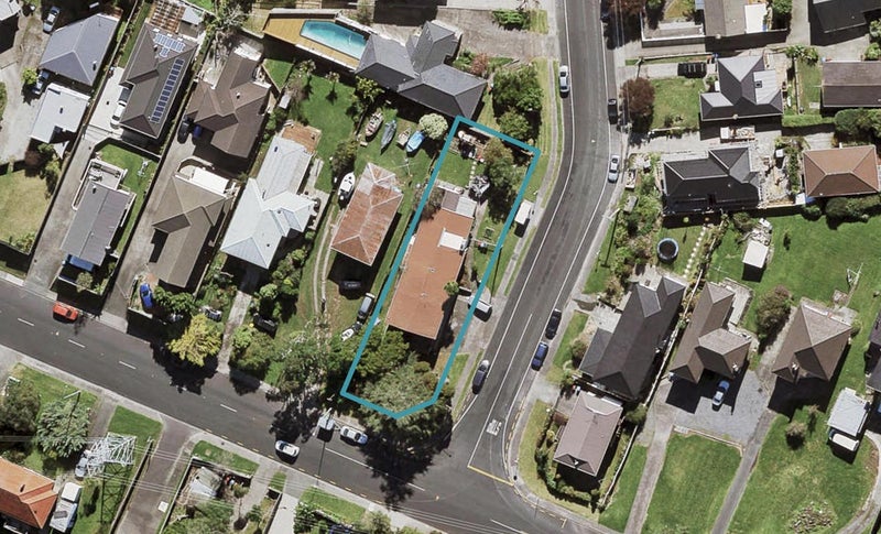 67 Staveley Avenue, Mount Roskill, Auckland - Carousel 1