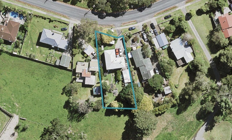 98 Mcentee Road, Waitakere, Auckland - Carousel 1