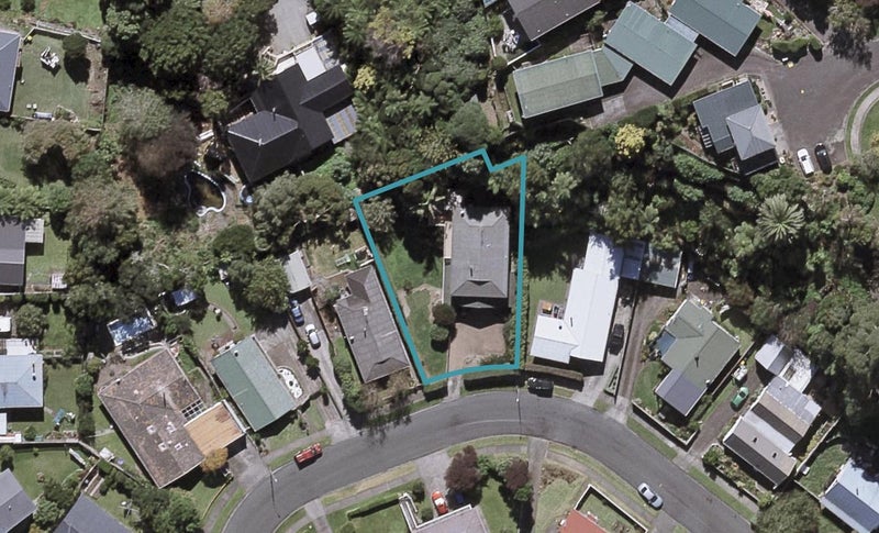 7 Ambury Place, Merrilands, New Plymouth - Carousel 1