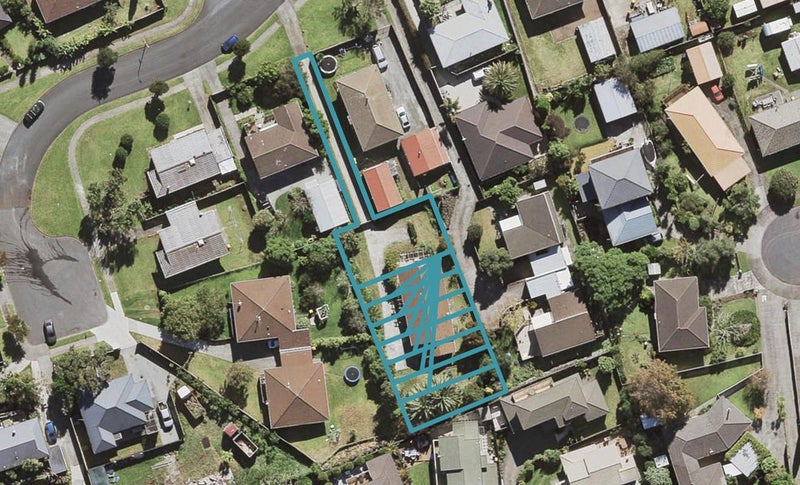 3/28 Matapouri Road, Mangere Bridge, Auckland - Carousel 1