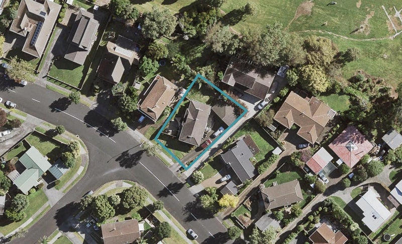 169 Carnoustie Drive, Wattle Downs, Auckland - Carousel 1