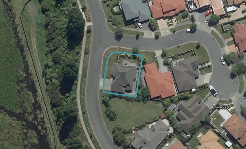 9 Caleb Place, Northwood, Christchurch - Carousel 1