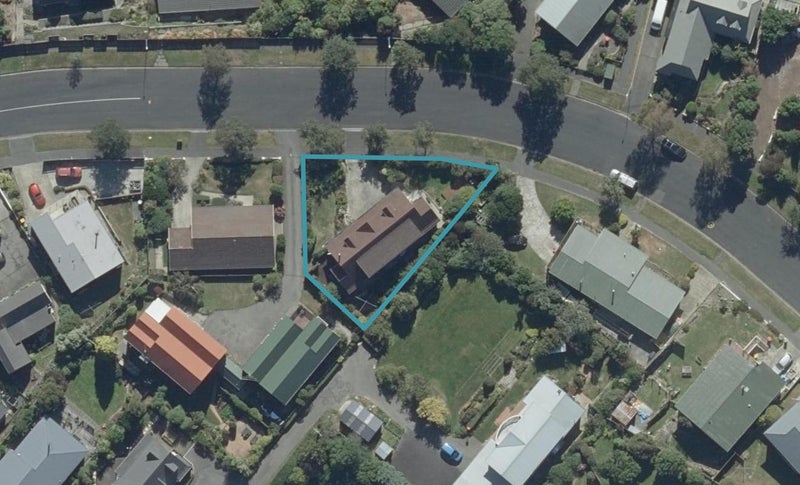 218 Larnach Road, Waverley, Dunedin - Carousel 1