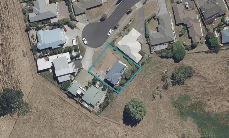 23 Highgrove Drive, Grandview Heights, Hamilton - Carousel 1