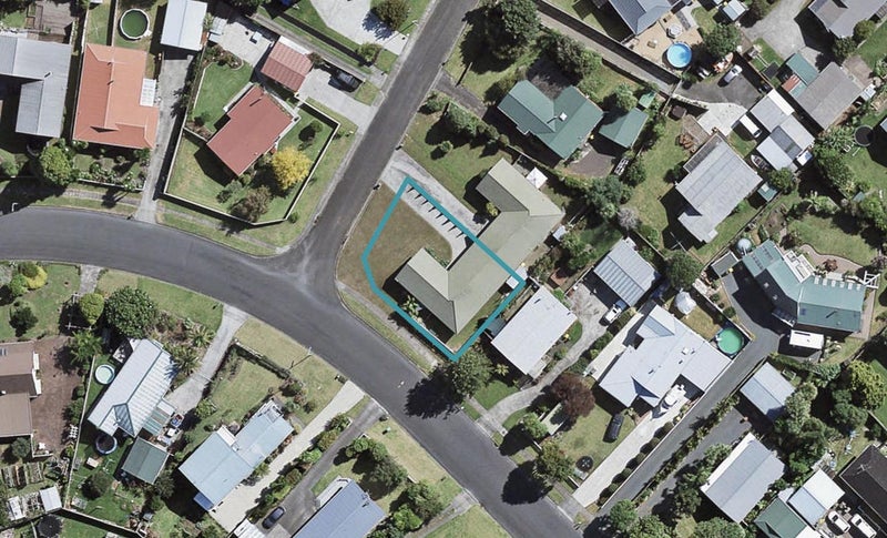 19B Litchfield Place, Clarks Beach, Clarks Beach - Carousel 1
