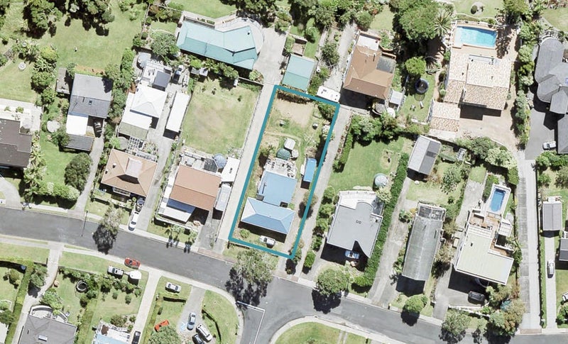118 Pacific Parade, Army Bay, Whangaparaoa - Carousel 1