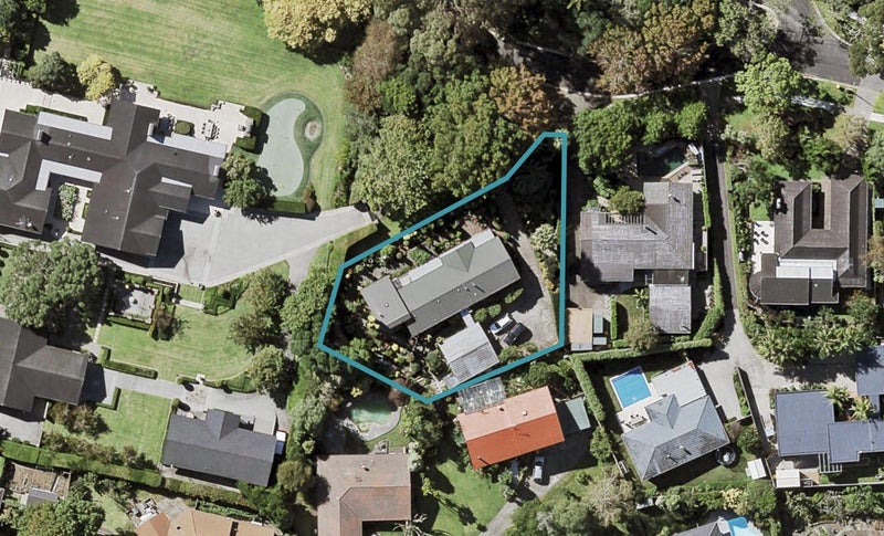 14 Elimar Drive, Sunnyhills, Auckland - Carousel 1