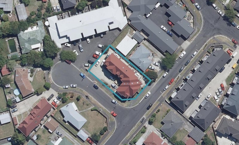 11C Beaumont Street, Hamilton East, Hamilton - Carousel 1