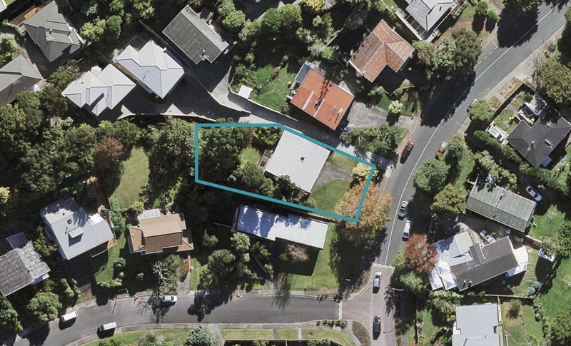 29 Easton Park Parade, Glenfield, Auckland - Carousel 1