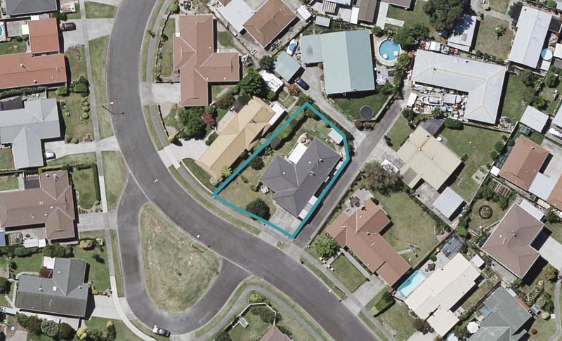 25 Townshend Crescent, Greenmeadows, Napier - Carousel 1