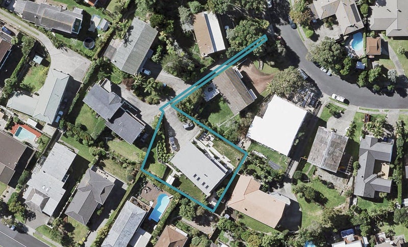 19 Coromandel Crescent, Mairangi Bay, Auckland - Carousel 1