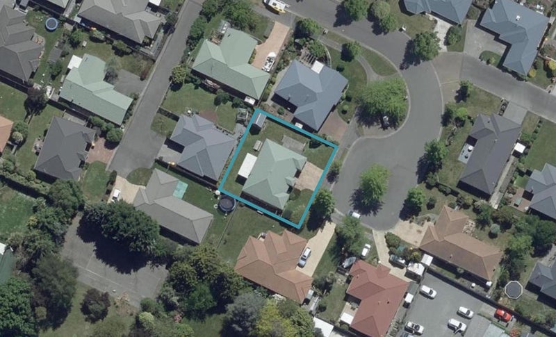 18 Riegler Place, Belfast, Christchurch - Carousel 1