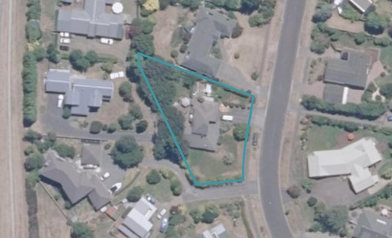 43 Kahurangi Drive, Rangatira Park, Taupo - Carousel 1