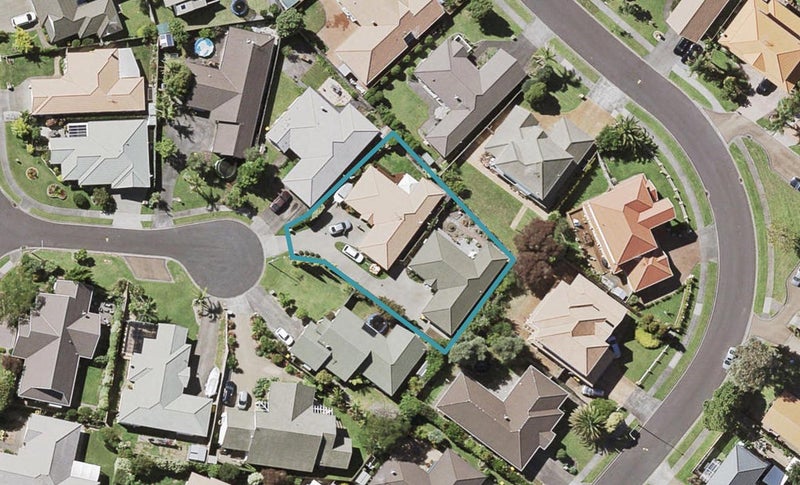 1/10 Embleton Close, Northpark, Auckland - Carousel 1