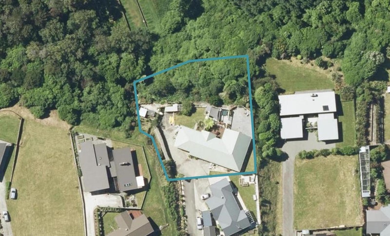 12 Harbour View Heights, Picton - Carousel 1