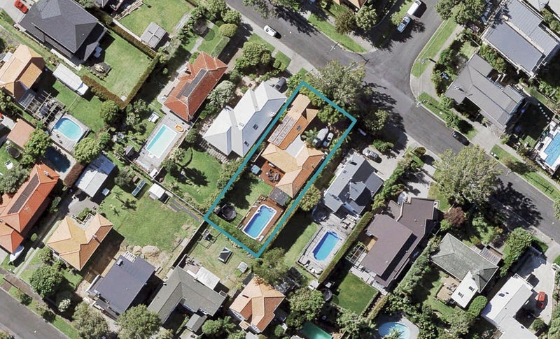 23 Chesterfield Avenue, Glendowie, Auckland - Carousel 1