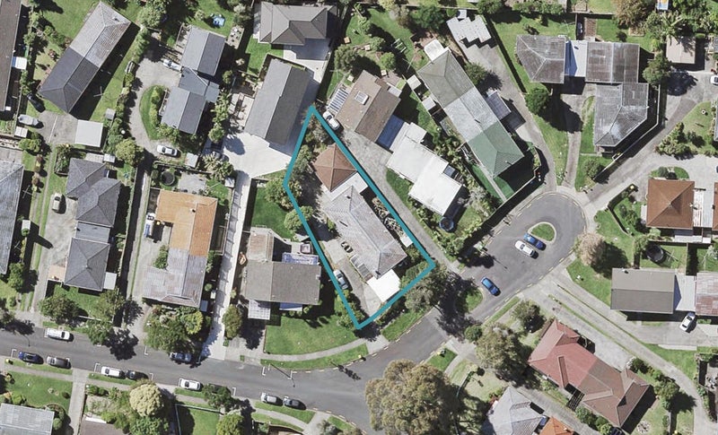 1/20 Ballater Place, Highland Park, Auckland - Carousel 1