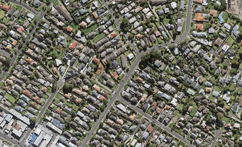 25 Hayr Road, Three Kings, Auckland - Carousel 1