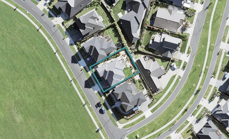 32 Butler Stoney Crescent, Silverdale, Silverdale - Carousel 1