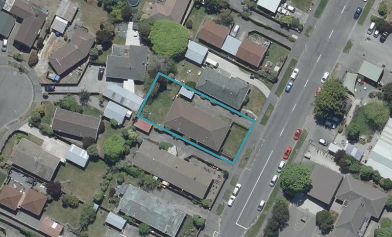 2/227 Queenspark Drive, Parklands, Christchurch - Carousel 1