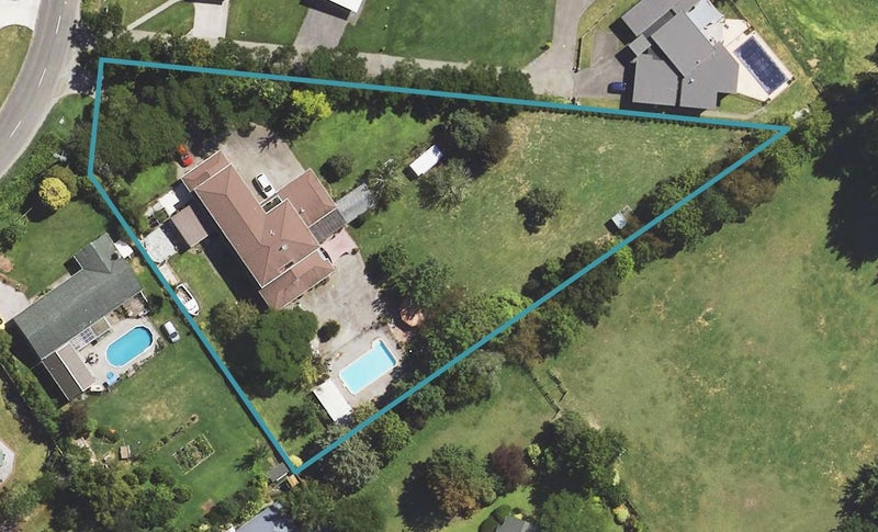 129 Riverside Road, Whataupoko, Gisborne - Carousel 1