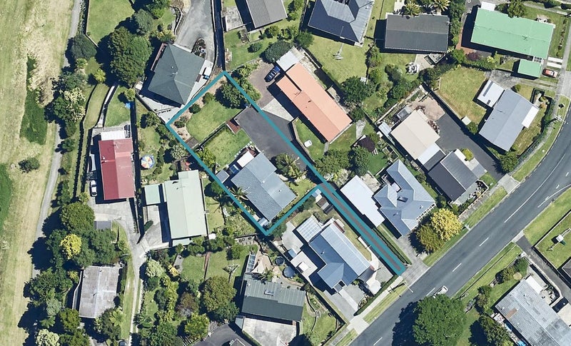 121 Grange Road, Otumoetai, Tauranga - Carousel 1