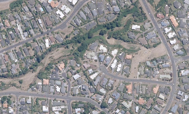 21 Fairview Terrace, Waipahihi, Taupo - Carousel 1