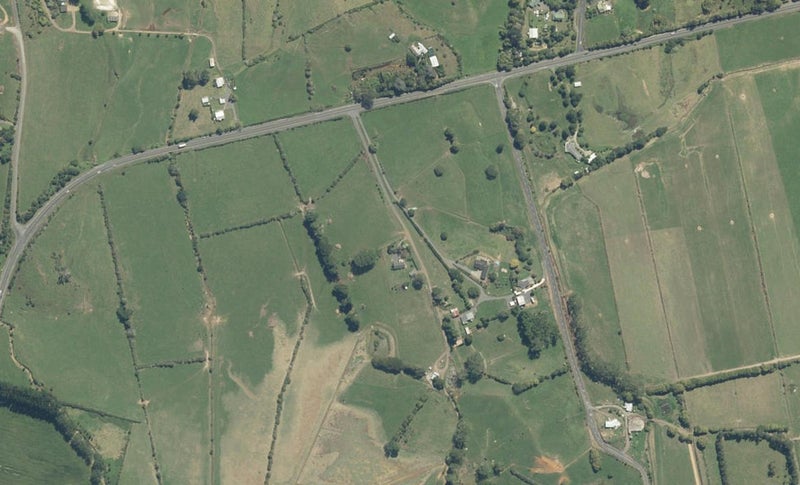 370 State Highway 2, Mangatāwhiri - Carousel 1