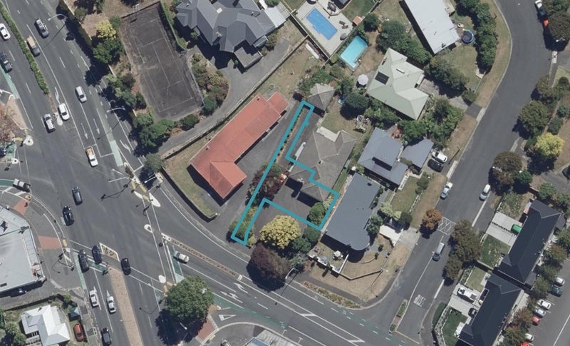 2/1368 Victoria Street, Beerescourt, Hamilton - Carousel 1